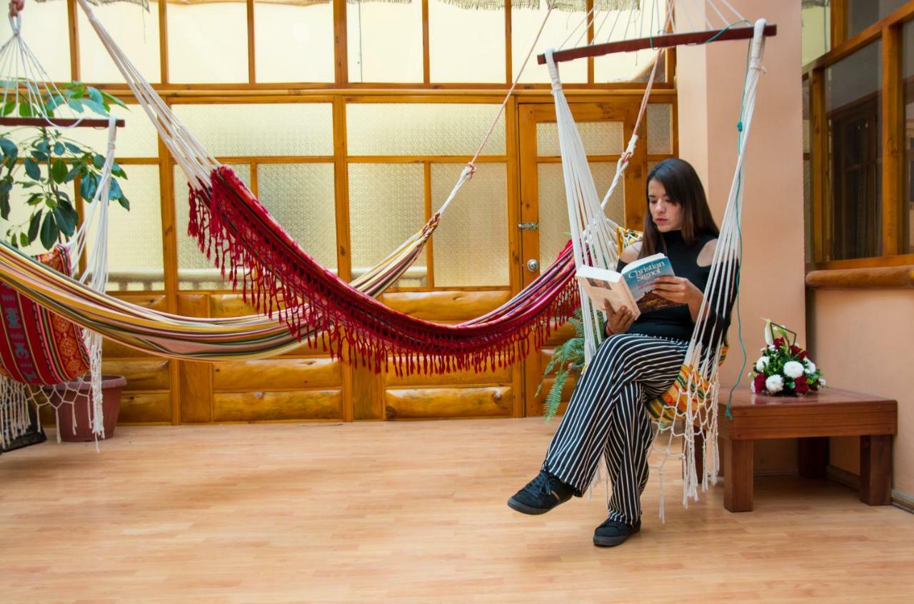 Hotel Santafe Inn Отавало Екстериор снимка