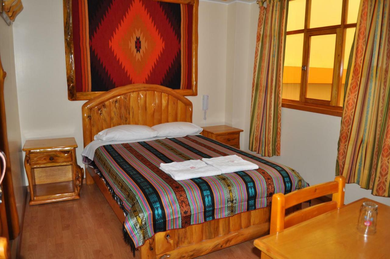 Hotel Santafe Inn Отавало Екстериор снимка