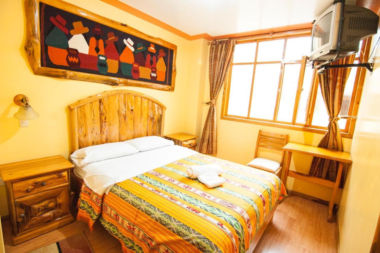 Hotel Santafe Inn Отавало Екстериор снимка
