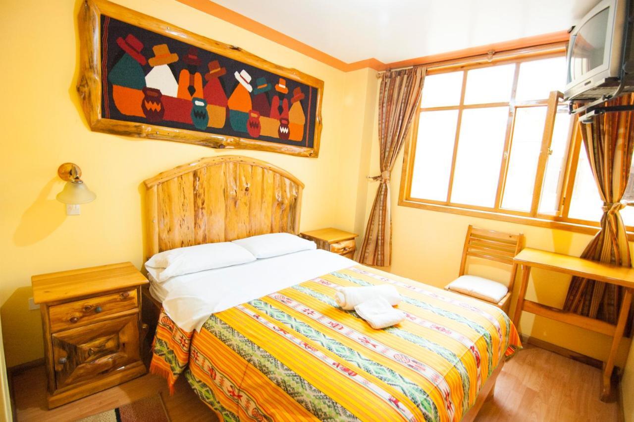 Hotel Santafe Inn Отавало Екстериор снимка